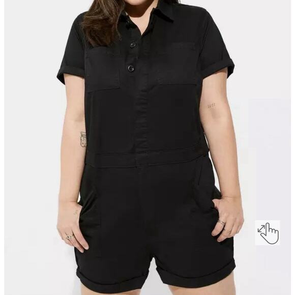 Torrid Black Lightweight Twill Jumper Romper Size 16 Short Sleeve Collared - Picture 2 of 2